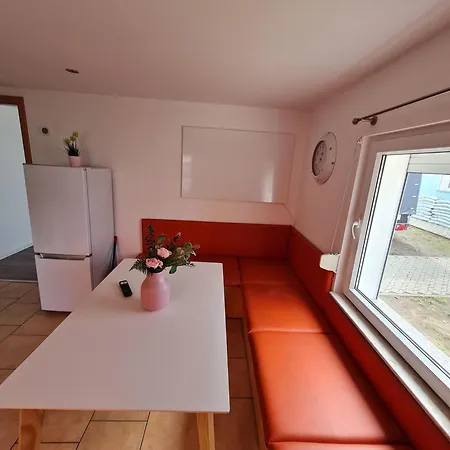 Hébergement de vacances Ferienhaus-in-magdeburg-fermersleben-fuer-bis-zu-7-pers *